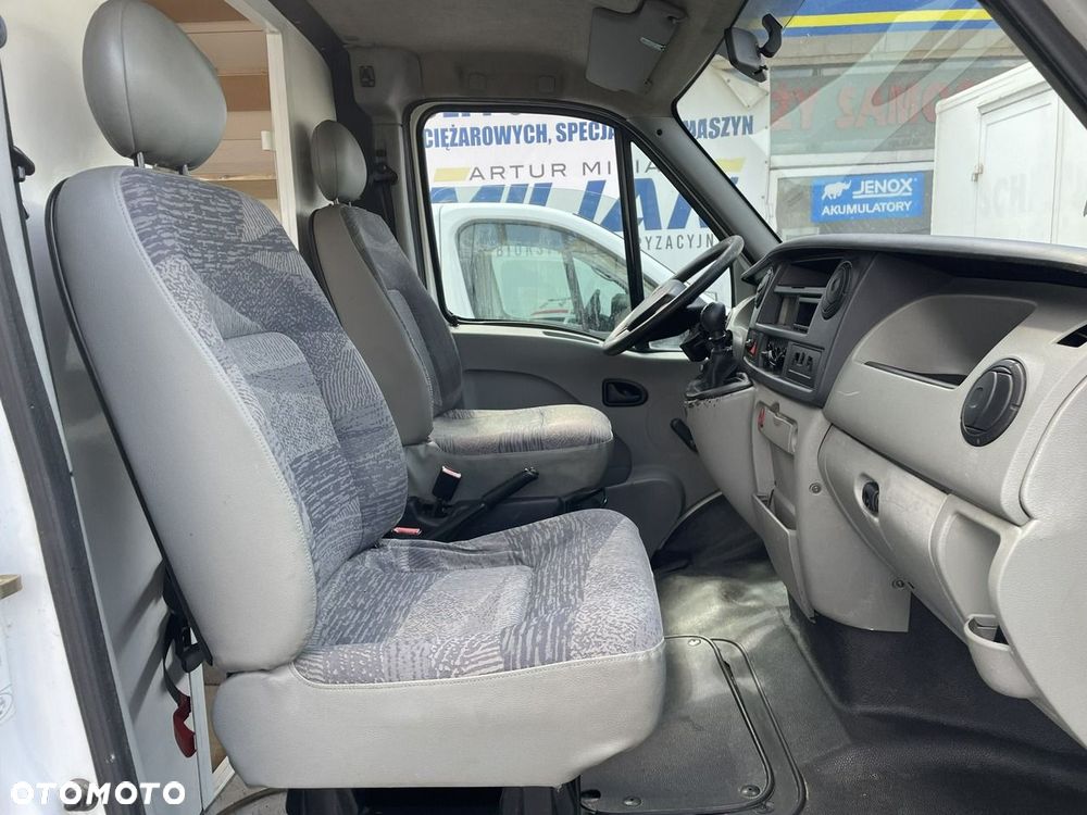 Renault Master - 18