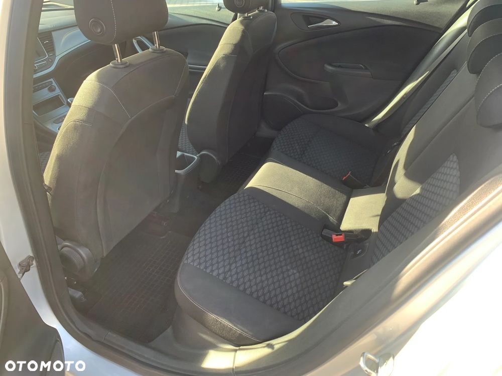Opel Astra - 9