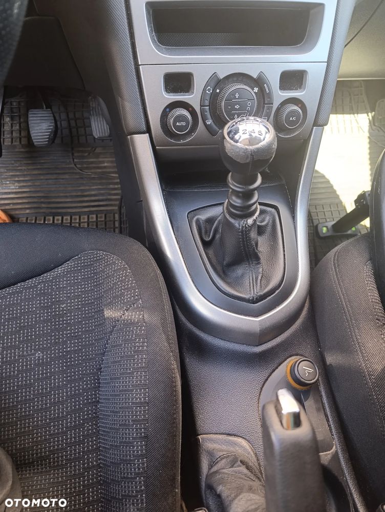 Peugeot 308 1.6 Premium - 8