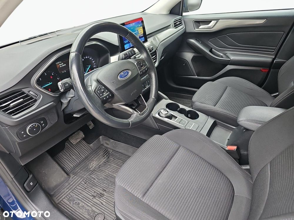 Ford Focus - 11