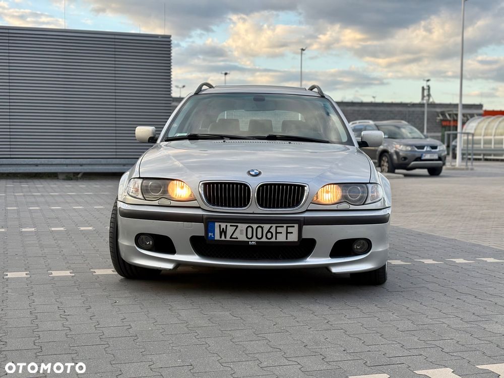 BMW Seria 3 330xi - 17