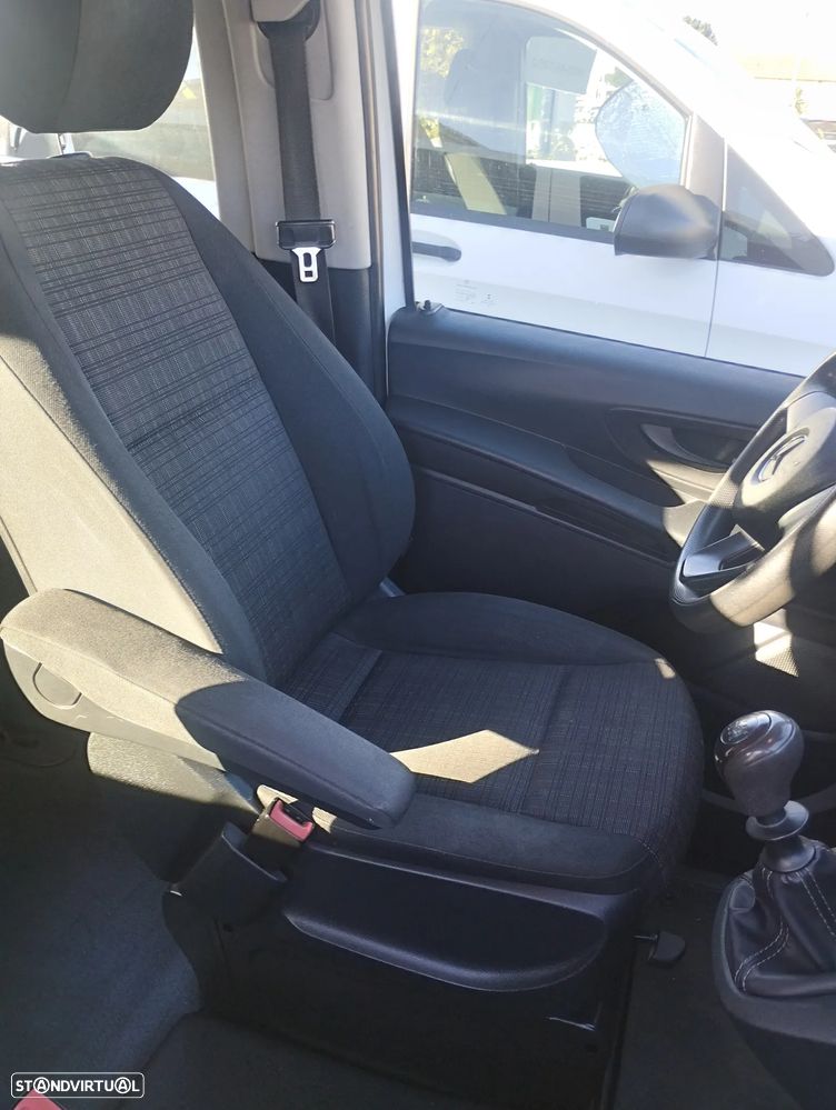 Mercedes-Benz Vito Extra-Longa SHUTTLE - 11