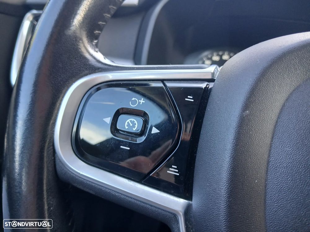 Volvo V90 2.0 D4 Momentum Plus Geartronic - 27