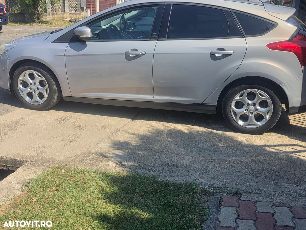 Ford Focus 1.6 TDCI DPF Start-Stopp-System Champions Edition - 17