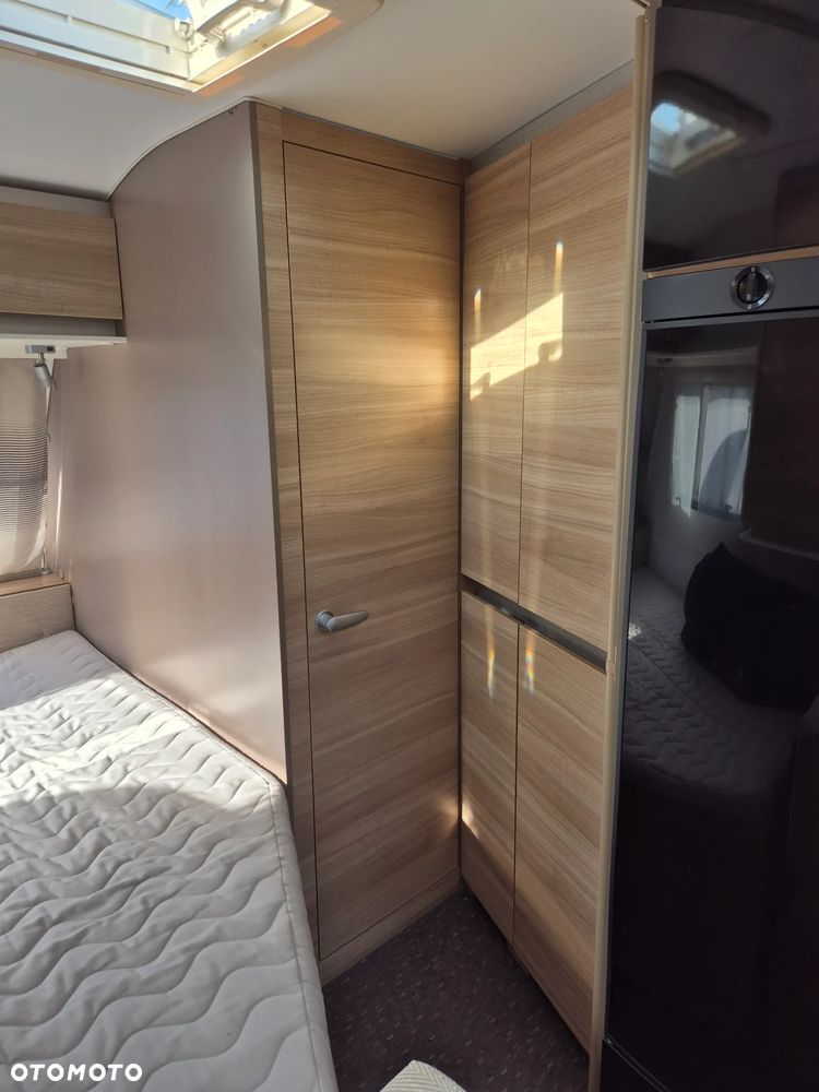 Adria 402 - 8