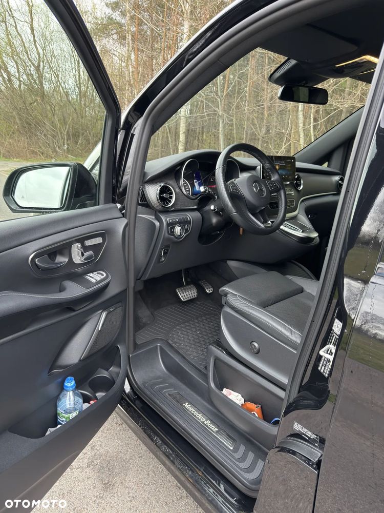 Mercedes-Benz Klasa V 300 d kompakt 4Matic 9G-TRONIC Style - 25