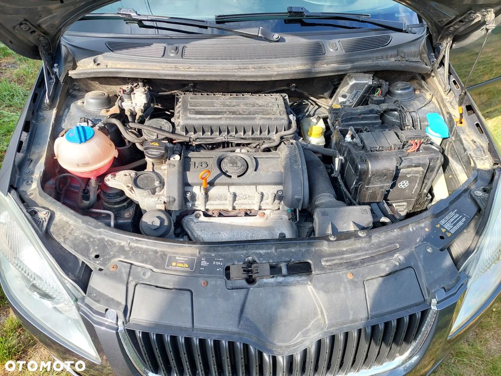 Skoda Fabia 1.6 16V Scout - 4