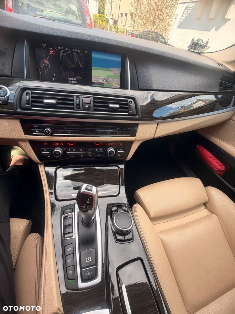BMW Seria 5 520d xDrive Luxury Line - 15