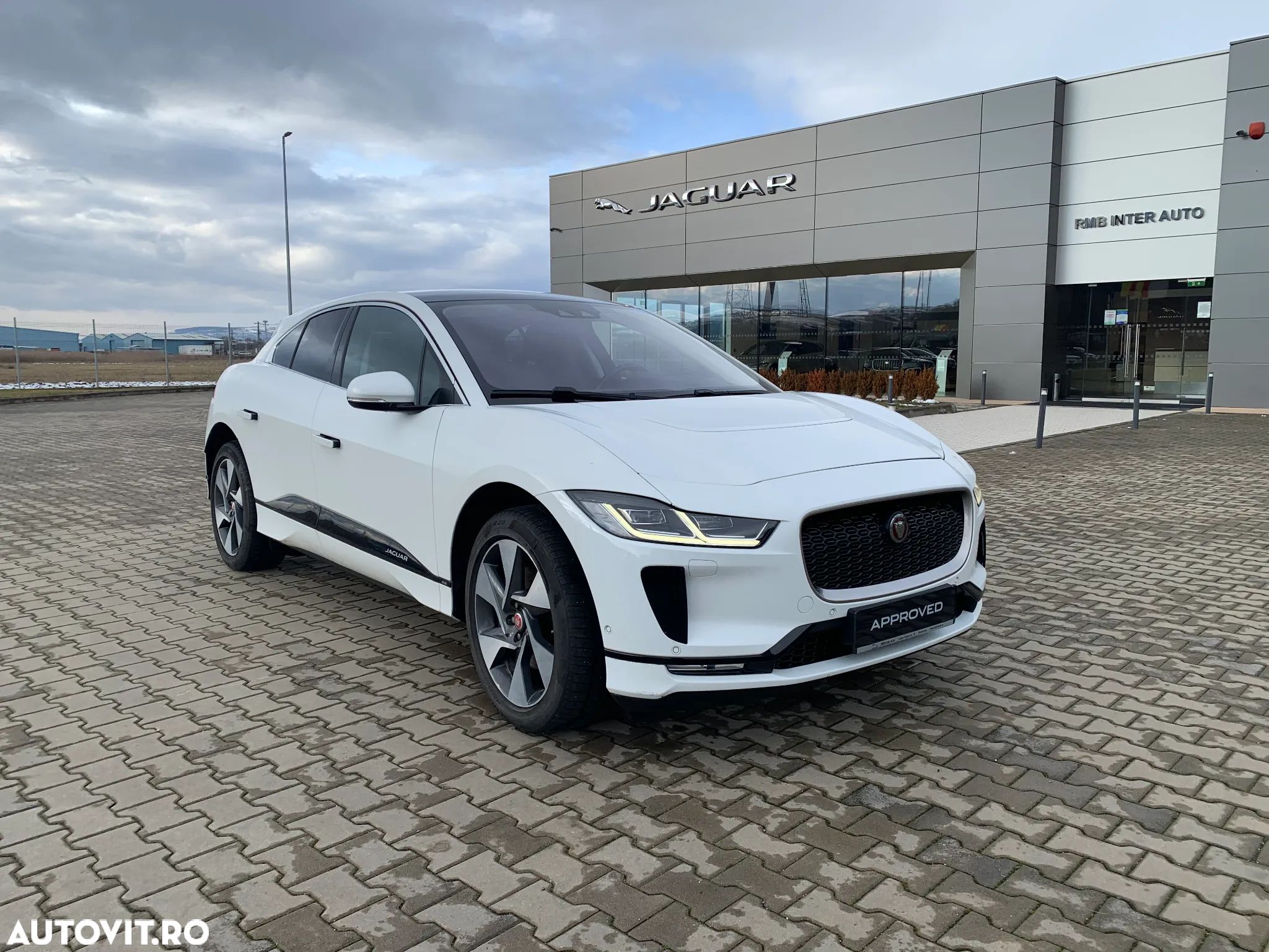 Jaguar I-Pace SE - 1