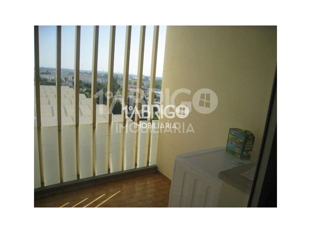 Apartamento T2 | Centro da Marinha Grande | Contrato com prazo cert... - Grande imagem: 3/12