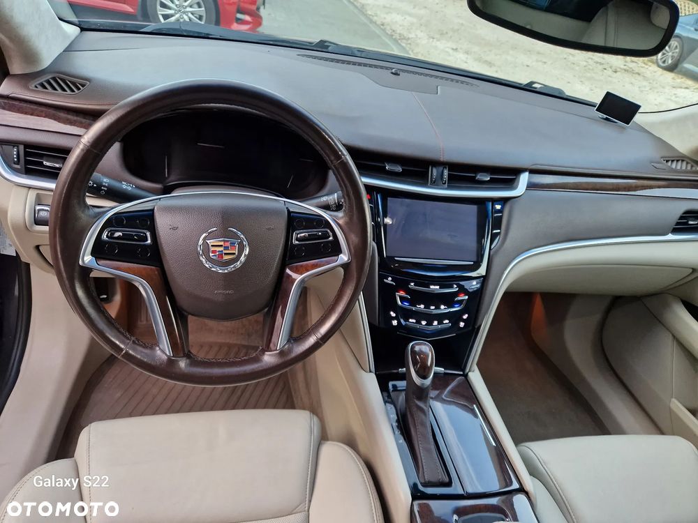 Cadillac XTS - 16