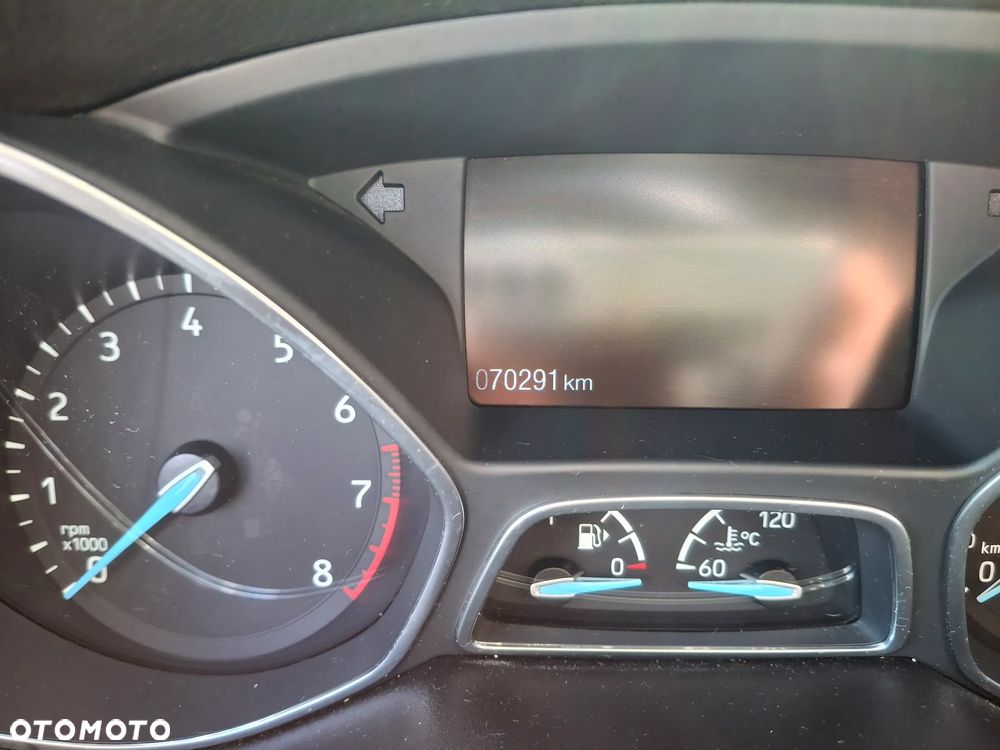 Ford Focus 1.5 EcoBoost Titanium - 32