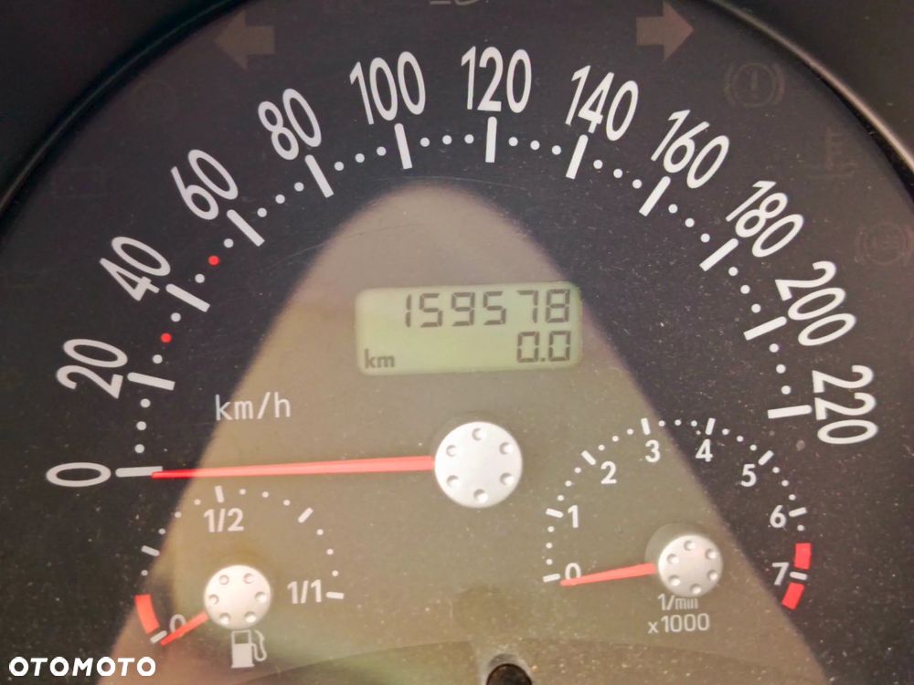 Volkswagen New Beetle 2.0 - 12