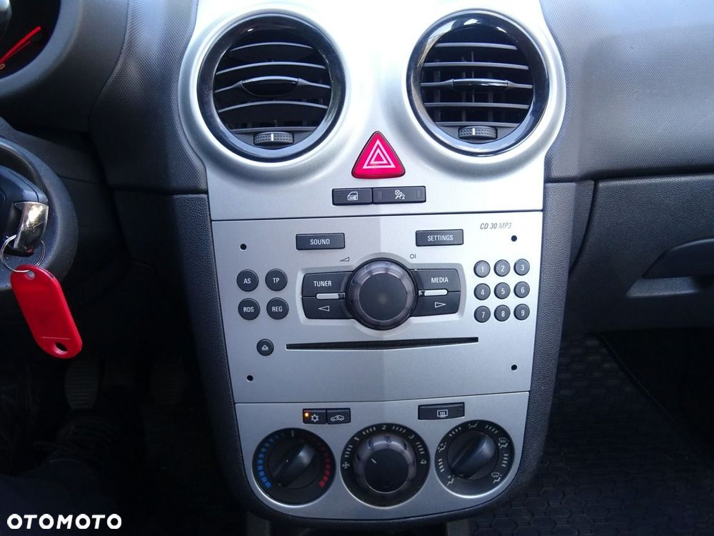 Opel Corsa - 12