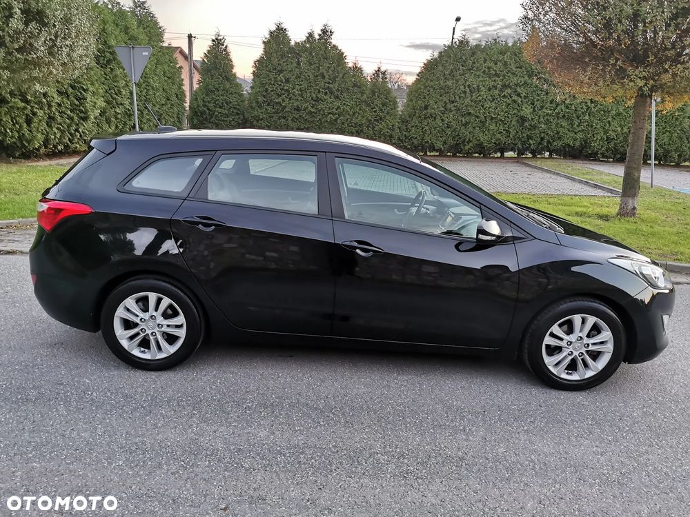 Hyundai i30 1.4 Premium - 10