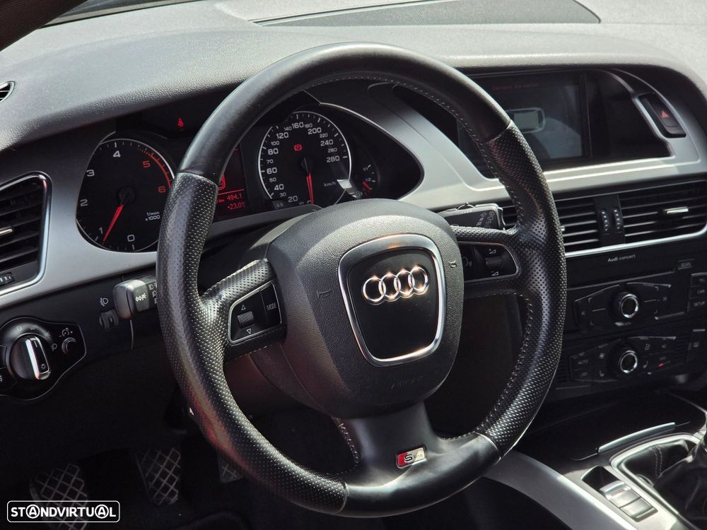 Audi A4 Avant 2.0 TDi S-line - 15