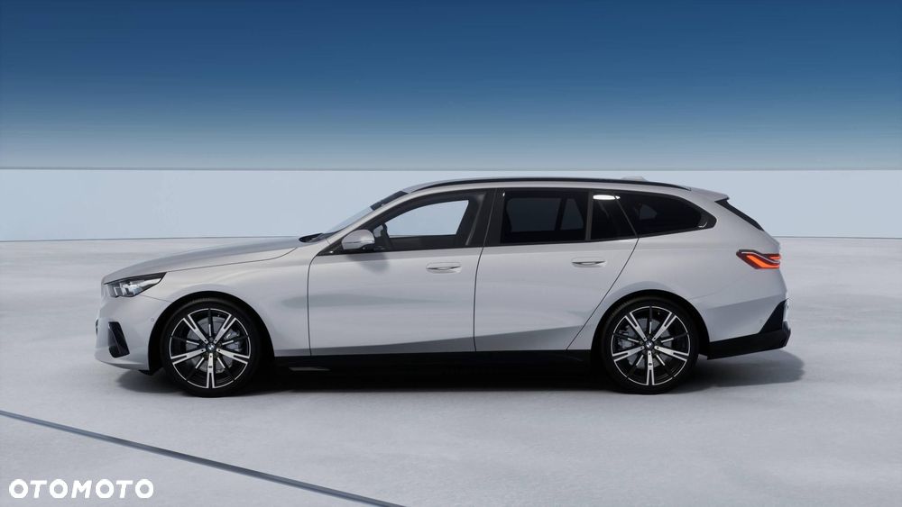 BMW Seria 5 520d mHEV M Sport - 3