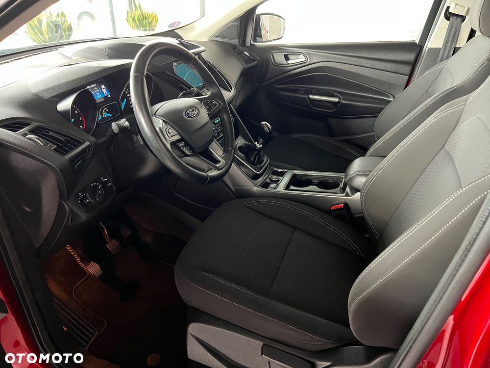 Ford Kuga - 11