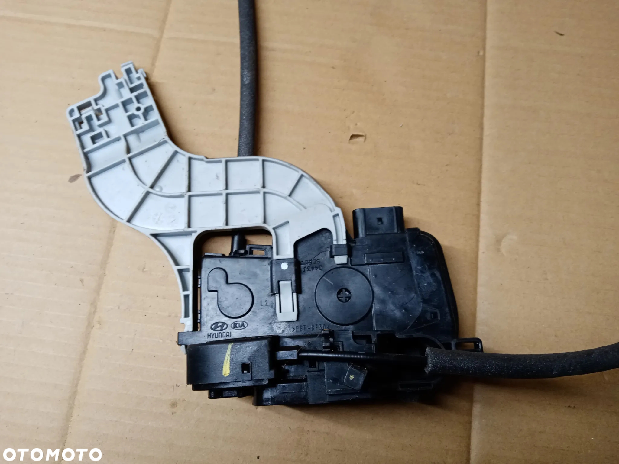 Zamek lewy tył tylny lewy 7 PIN Kia Sportage III 3 81410-3U010 - 4