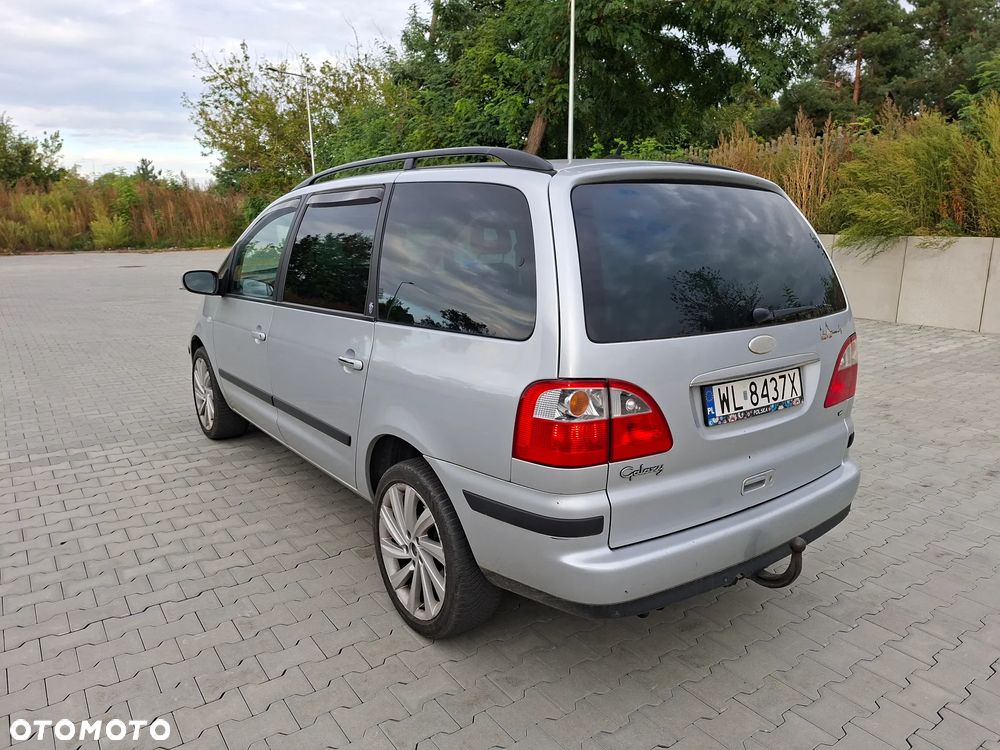 Ford Galaxy 2.8 V6 Ghia - 4