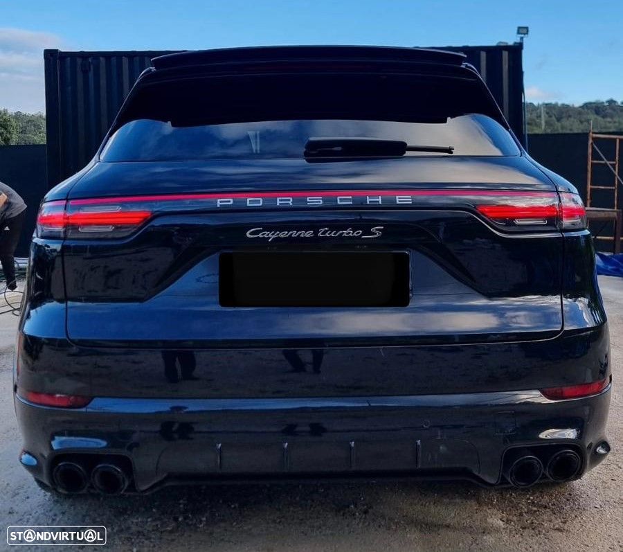 Porsche Cayenne Turbo S E-Hybrid - 7