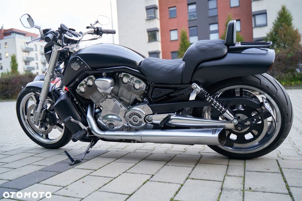 Harley-Davidson V-Rod Muscle - 26