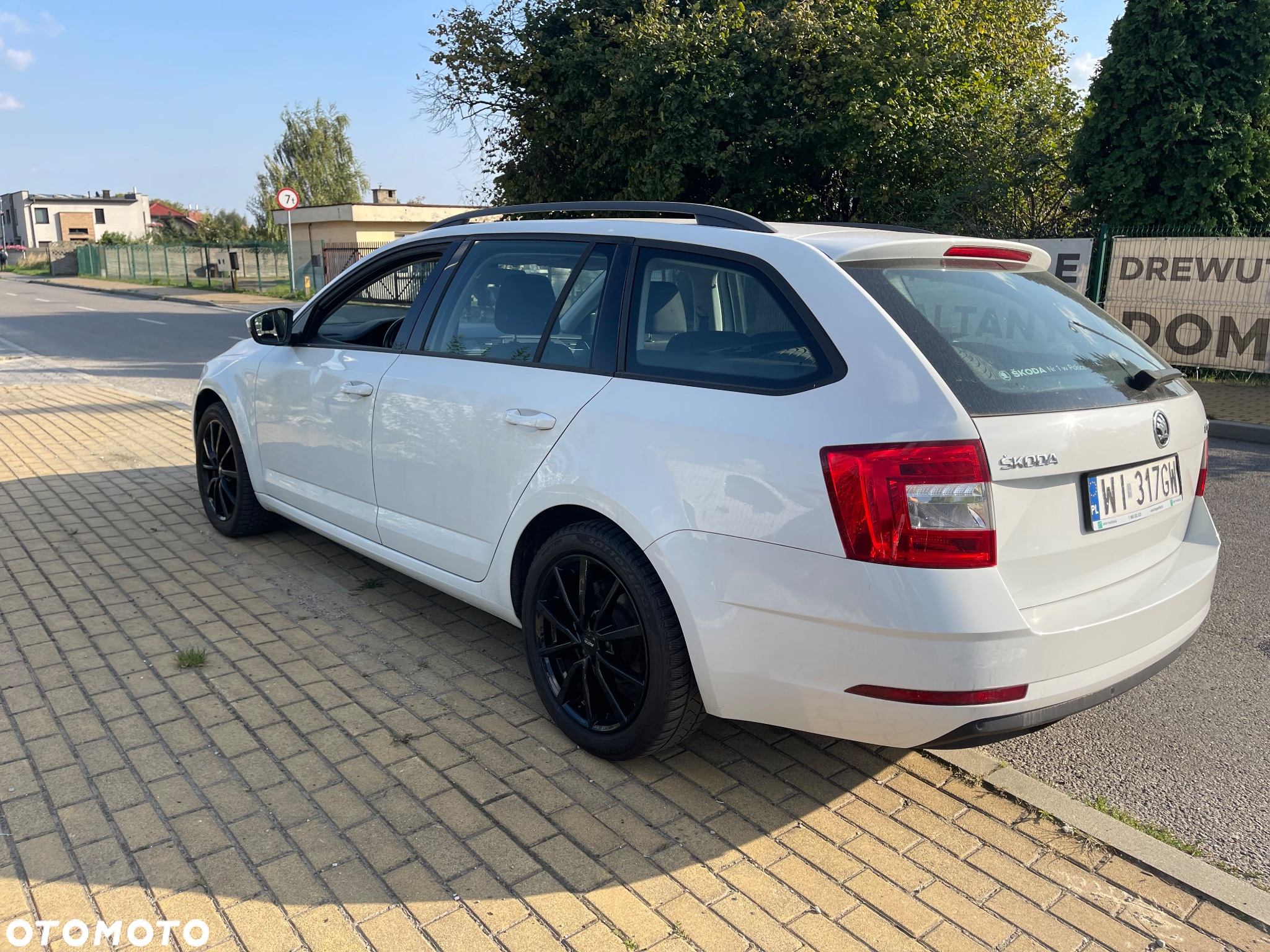 Skoda Octavia 1.6 TDI Ambition - 14