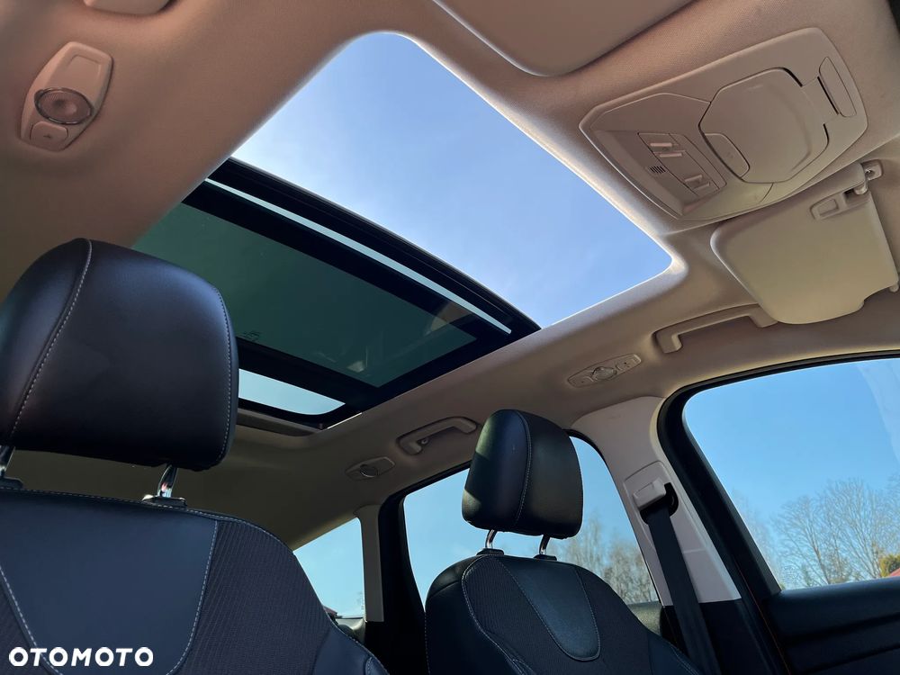 Ford Kuga 2.0 TDCi 4x4 Titanium - 8