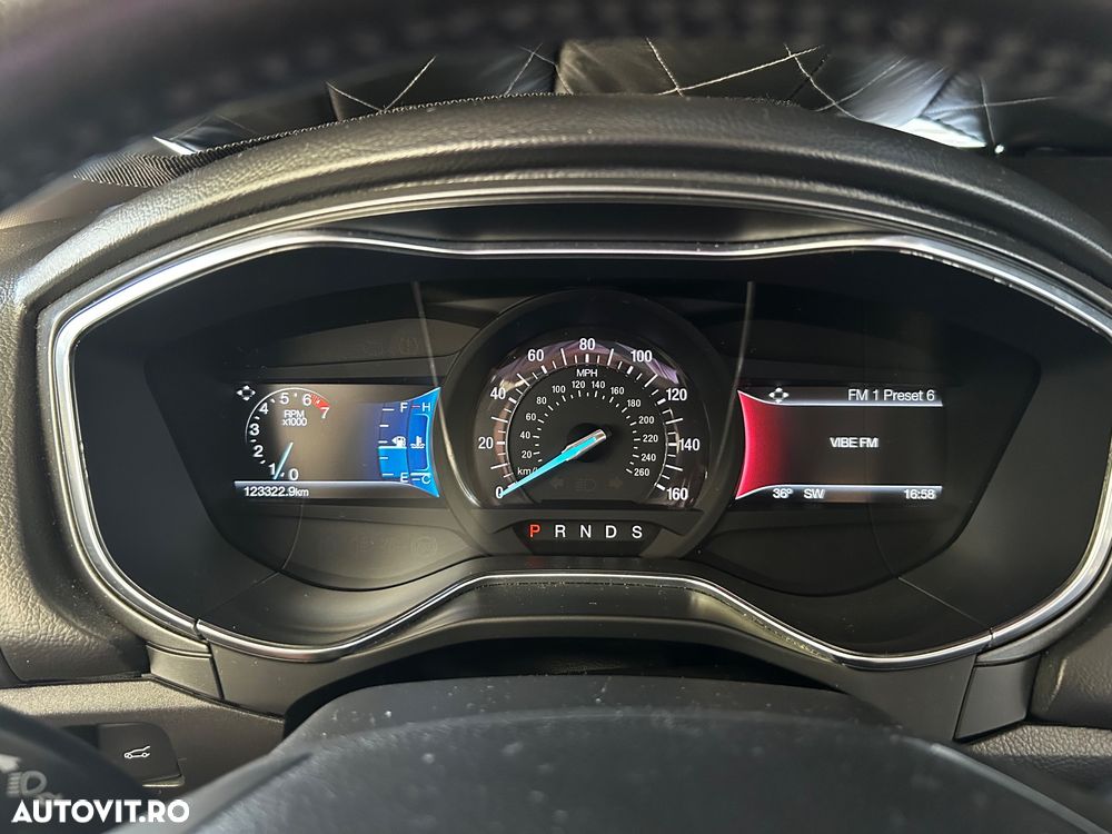 Ford Fusion - 1