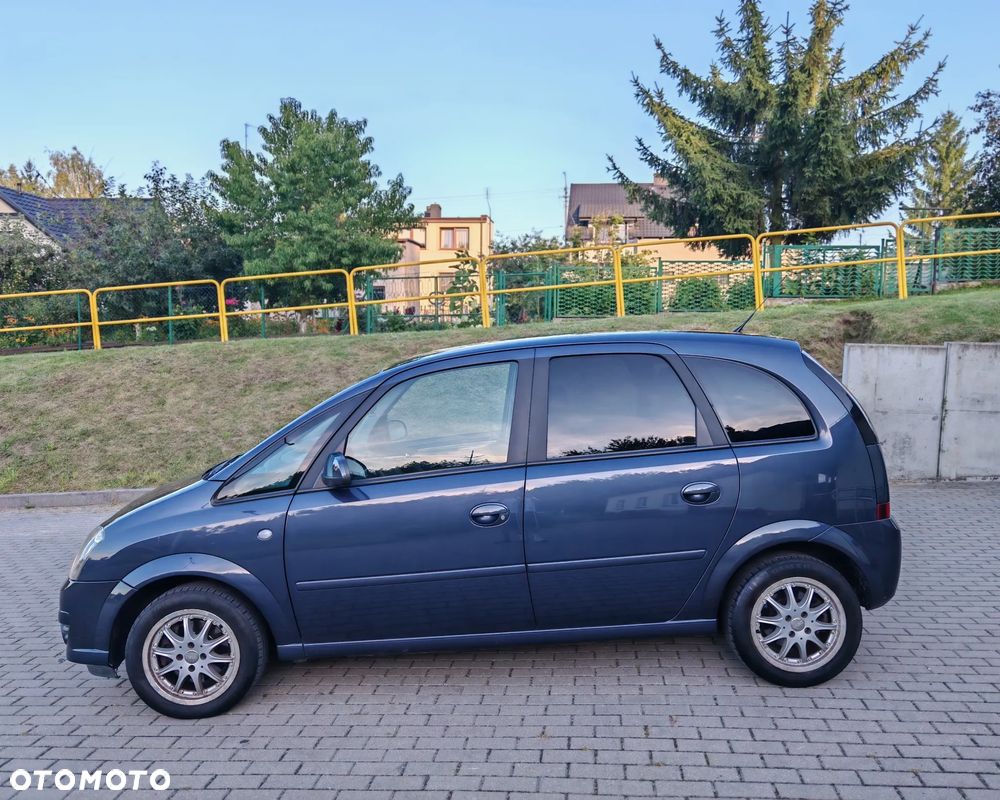 Opel Meriva - 12