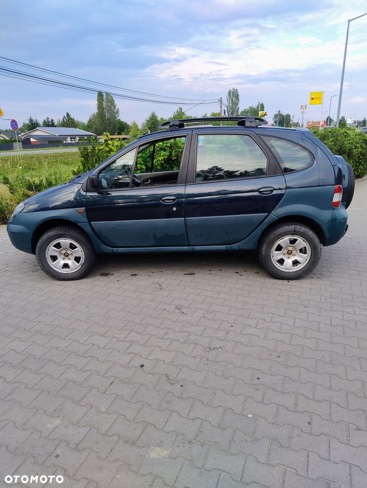 Renault Scenic RX4 - 4
