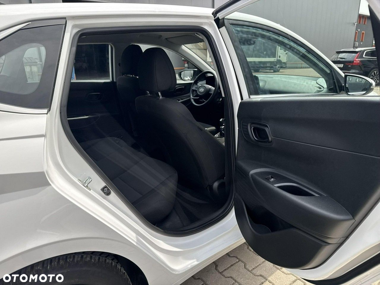 Hyundai i20 1.2 Modern - 17