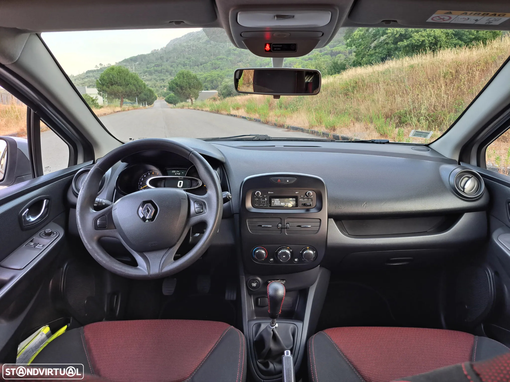 Renault Clio 1.2 16V Confort - 3
