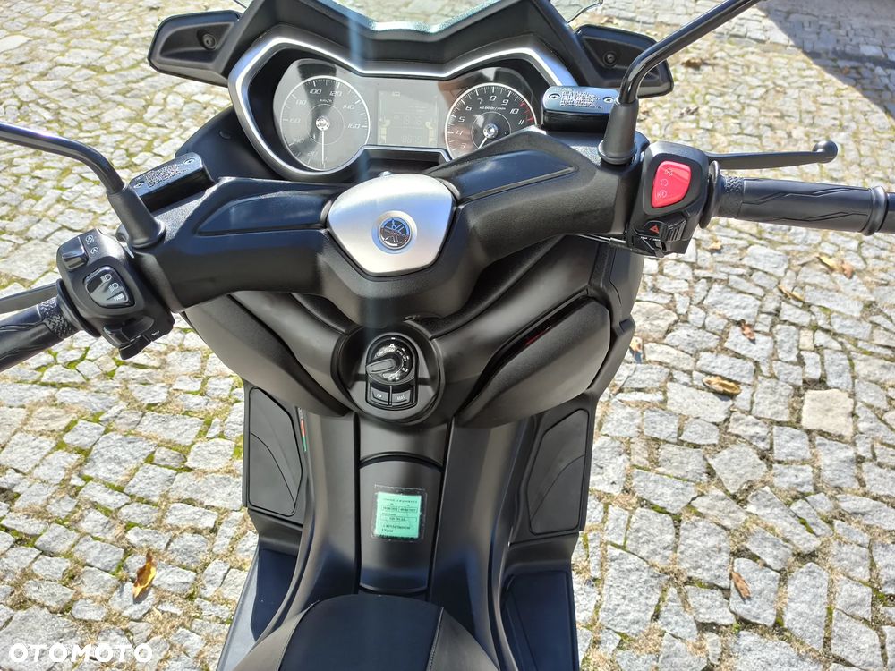 Yamaha X-max - 10