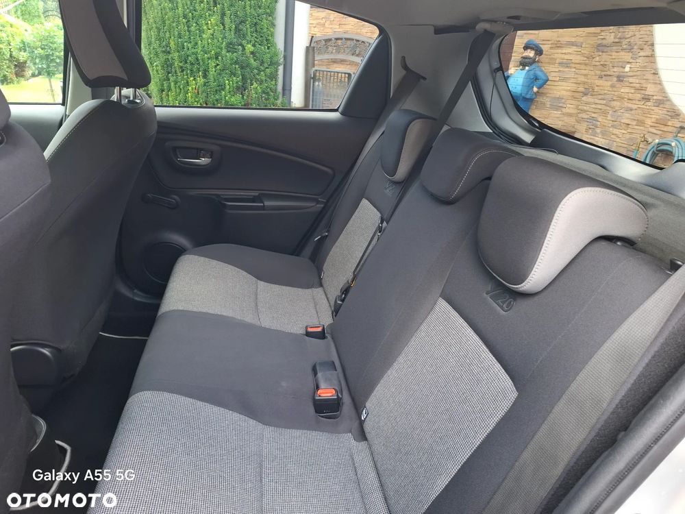 Toyota Yaris 1.5 Premium - 20