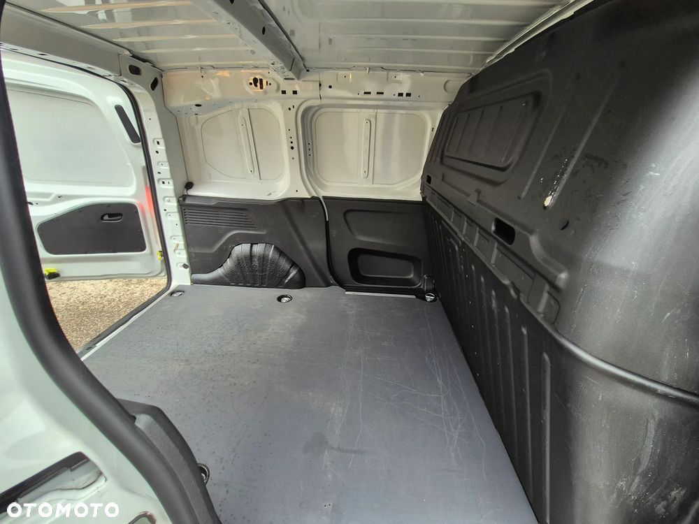 Toyota Proace City - 23