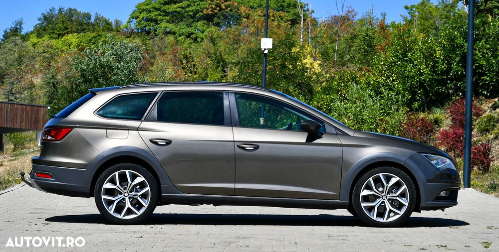 Seat Leon 2.0 TDI Start&Stop 4DRIVE DSG X-Perience - 31