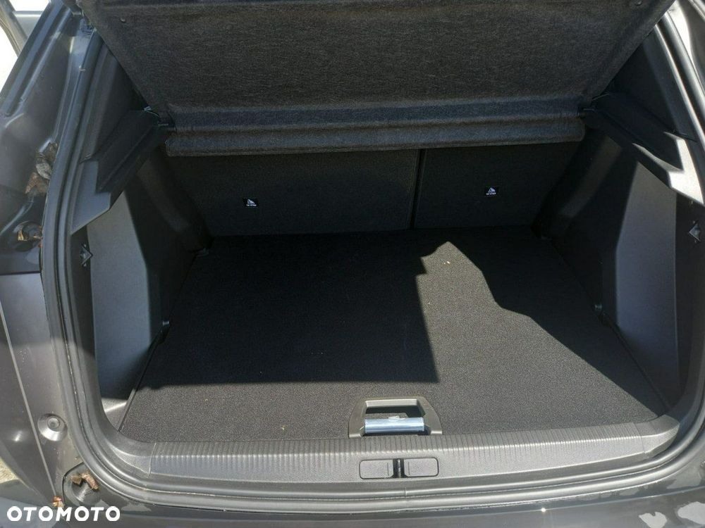 Peugeot 2008 - 13