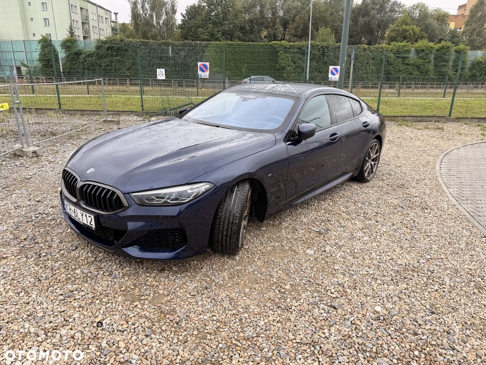 BMW Seria 8 - 11