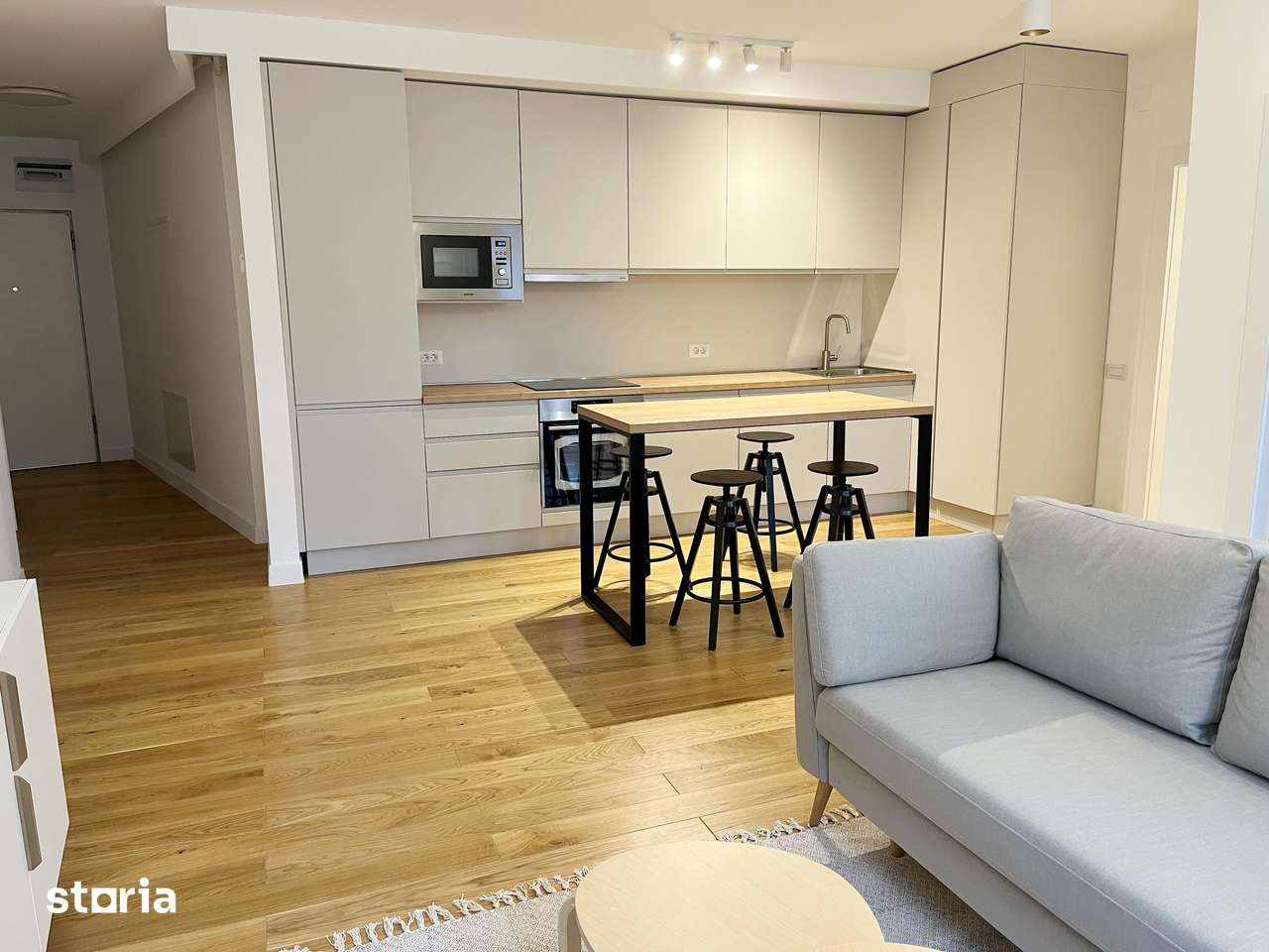 Apartament spatios 2 camere Carmen Sylva Residence cu loc de parcare — fotografia 3