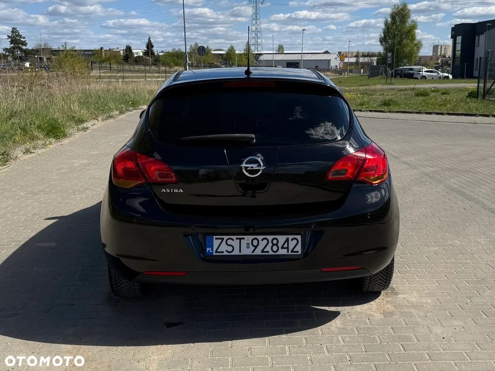 Opel Astra 1.6 Enjoy - 8