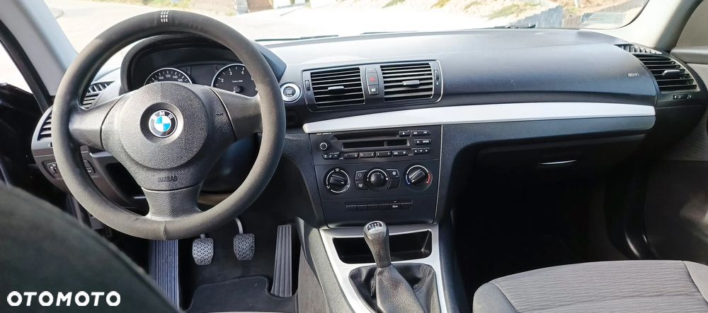 BMW Seria 1 116i - 15