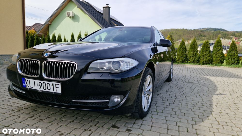BMW Seria 5 525d Sport-Aut - 1