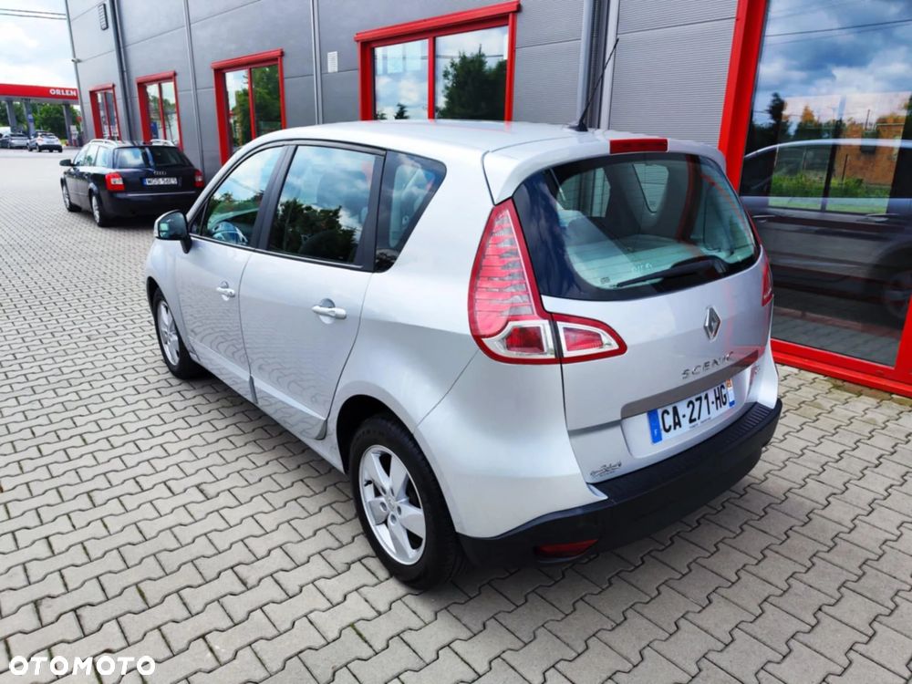 Renault Scenic 1.5 dCi Dynamique - 9