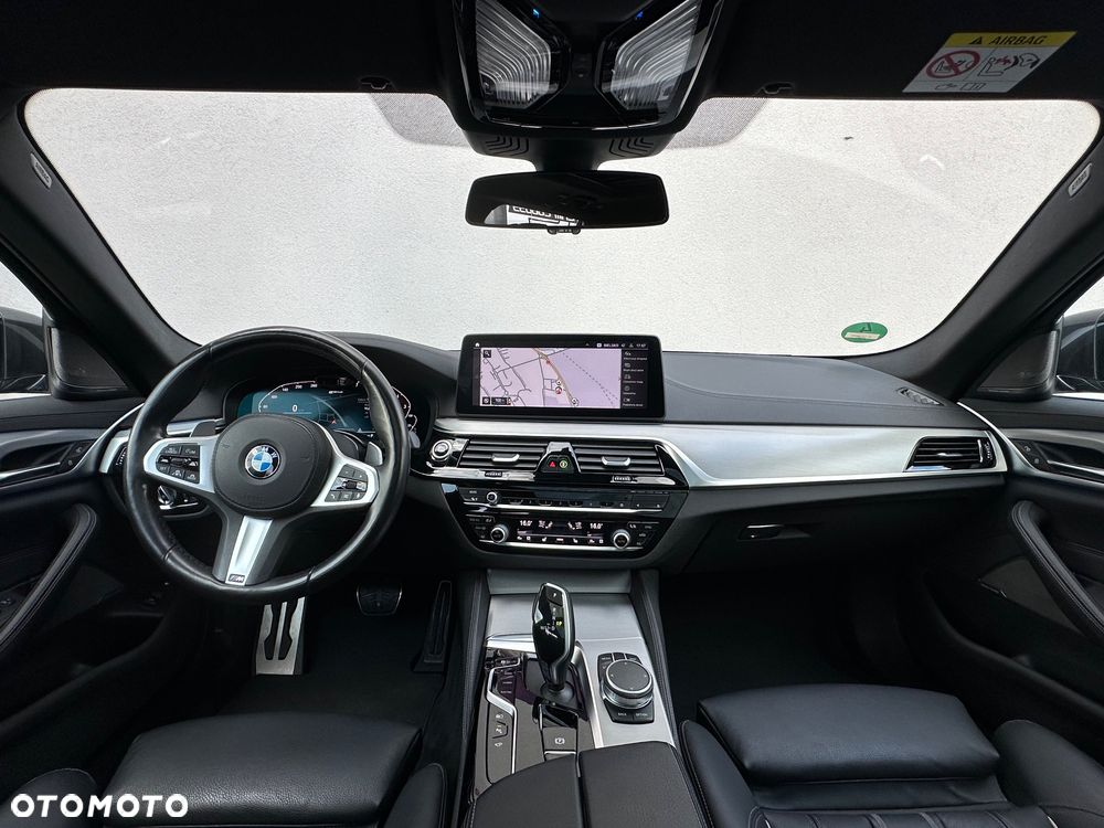 BMW Seria 5 530e xDrive M Sport sport - 18