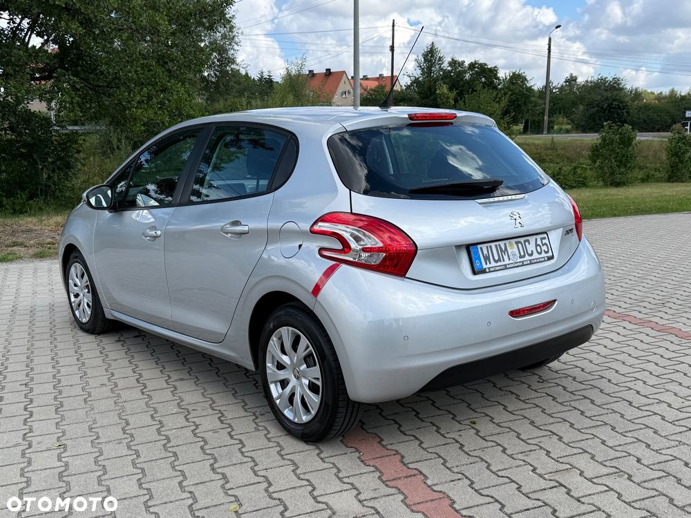 Peugeot 208 1.4 VTi Allure - 4