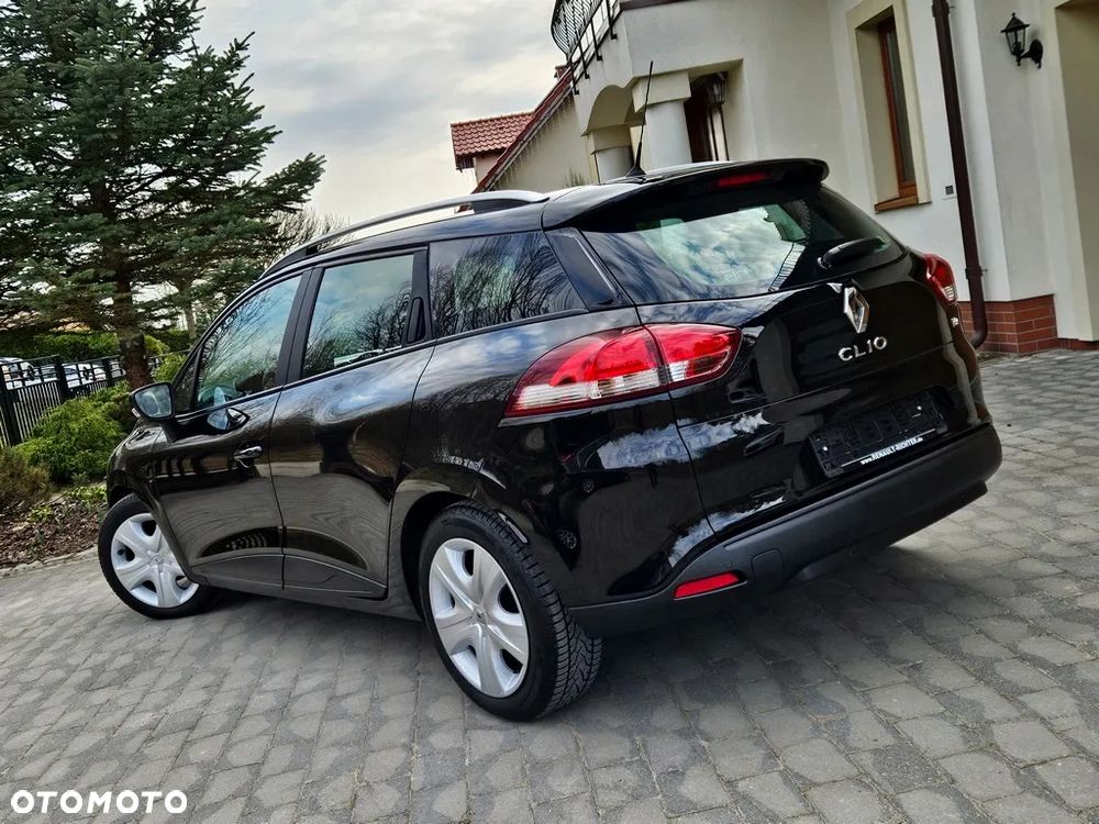 Renault Clio - 7