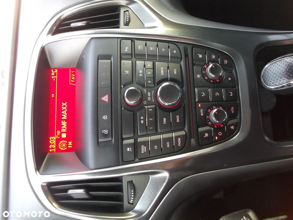 Opel Astra 2.0 CDTI Automatik Exklusiv - 10