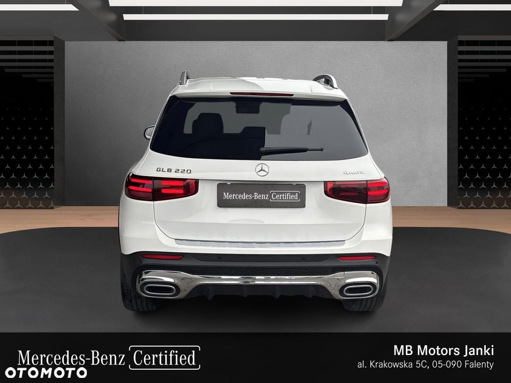 Mercedes-Benz GLB - 4