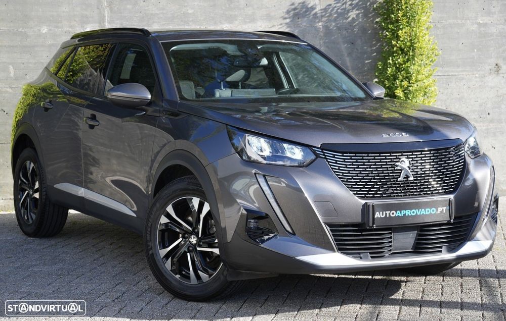 Peugeot 2008 1.2 PureTech Allure Pack - 4